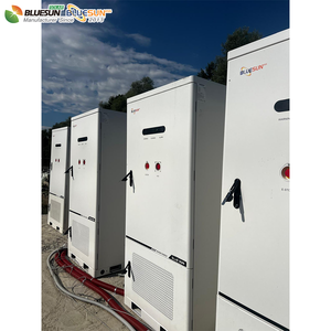 Système de panneaux solaires Blueusn, armoire de refroidissement, batterie de stockage d'énergie 261 kWh, stock UE, PCS 125 kW, industriel - Product Image 6