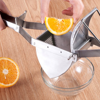 Nieuwe Handleiding Pers Juicer Rvs Squeezer Aardappel Stamper Citroen Sinaasappel Pers Fruit Juicer Keuken Gadgets