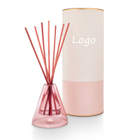 Diffuseur de parfum de luxe en gros, nouveau diffuseur d'ambiance avec bouteille décorative en verre artistique et bâtonnets en rotin OEM