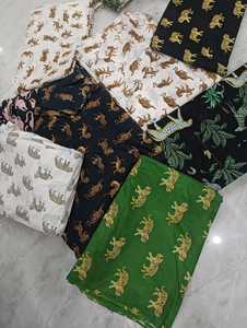 Hermosa Tela de Algodón Estampada para Kurtis, Vestidos y Manualidades, Tela Ligera y Suave para Uso Diario y Prendas de Diseño - Product Image 4