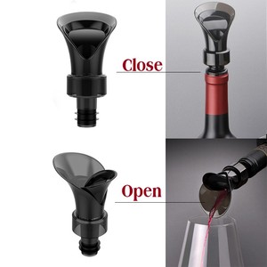 Vente chaude Forme <span class=keywords><strong>De</strong></span> Fleur 2 en 1 Carafe À <span class=keywords><strong>Vin</strong></span> Portable <span class=keywords><strong>Bouchon</strong></span> <span class=keywords><strong>De</strong></span> <span class=keywords><strong>Vin</strong></span> Rouge <span class=keywords><strong>Bouchon</strong></span> <span class=keywords><strong>De</strong></span> Bouteille <span class=keywords><strong>Aérateur</strong></span> <span class=keywords><strong>Verseur</strong></span> - Product Image 5