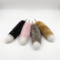 Porte-clés de voiture et breloque de sac à dos en fausse fourrure de loup et queue de renard, pelucheux, durable, écologique, design anime, accessoire décoratif