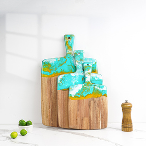 <span class=keywords><strong>Planche</strong></span> à déjeuner personnalisée multifonctionnelle en résine époxy <span class=keywords><strong>Planche</strong></span> de service à charcuterie en bois <span class=keywords><strong>Planche</strong></span> à découper en bois et résine - Product Image 3