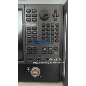 Analyseur de réseau micro-ondes Keysight N5235b Pna-L 10 MHz à 50 GHz 2 ports - Product Image 1