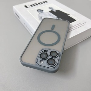 Funda Magnética Esmerilada de Color Puro para Teléfonos 16 y <span class=keywords><strong>11</strong></span> - Diseño Dorado Desierto - Product Image 3