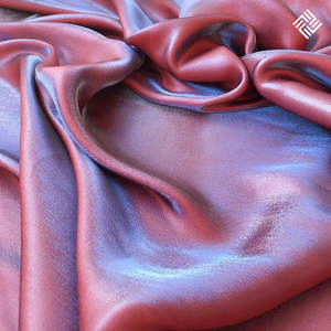 アボカドグリーンの明るいレーヨンポリエステル生地、ツートンカラーの光沢のあるサテンのグラデーションコットン生地、婦人服向け - Product Image 3