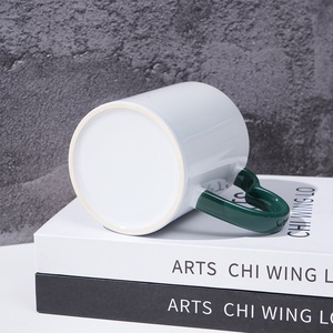 <span class=keywords><strong>Tazze</strong></span> in Ceramica da 11oz per <span class=keywords><strong>San</strong></span> <span class=keywords><strong>Valentino</strong></span> con Logo Personalizzato e Manico a Cuore, <span class=keywords><strong>Tazze</strong></span> Vuote per Sublimazione e Personalizzazione - Product Image 6