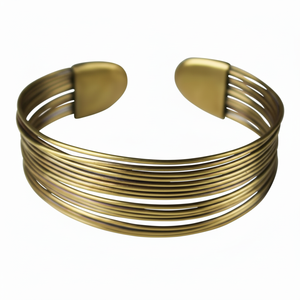 Pulsera de Metal Versátil que Combina Fácilmente con Estilos Casuales, Formales y de Oficina - Product Image 1
