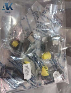 CONTRÔLES CROUZET 81519032 VANNE DE COMMANDE DE SOLÉNOÏDE PNEUMATIQUE SÉRIE 81, 24VDC - Product Image 2