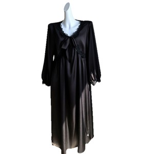 Camicia <span class=keywords><strong>da</strong></span> <span class=keywords><strong>Notte</strong></span> Sexy in Raso di Alta Qualità <span class=keywords><strong>Taglie</strong></span> <span class=keywords><strong>Forti</strong></span> XL-4XL Manica Lunga Scollo a V Ampia 100kg Adatta per Ragazze Formose Sopra il Ginocchio - Product Image 5