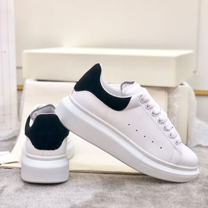 Zapatos de Diseño Personalizados con Logotipo, Nueva Tendencia 2026, Zapatos Ligeros para Hombre, Estilo Deportivo para Caminar - Product Image 1