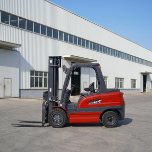 รถยกไฟฟ้า KCCL 4 ตัน 4000 กก. รุ่น CPD-40 แบตเตอรี่ลิเธียม เสาสามท่อน ยางตัน พร้อมอุปกรณ์เลื่อนข้าง สำหรับโรงงานและคลังสินค้า - Product Image 1