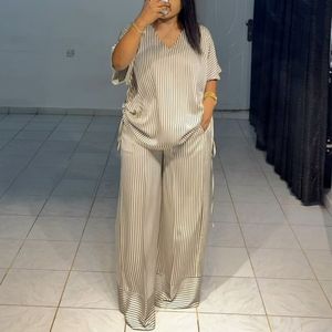 Neueste Design Mode Damen Kleidung Boutique Street Wear Kurzarm Stripped V-Ausschnitt Shirt und Wide Leg Pant 2-teiliges Set - Product Image 3