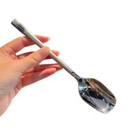 Cuillère à long manche en acier inoxydable de haute qualité Cedar Space, style classique, pour la maison, cuillère à soupe en acier inoxydable