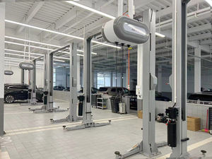 Lève-voiture hydraulique à 2 colonnes, équipement de <span class=keywords><strong>garage</strong></span>, 5500 kg, avec pont inférieur et portique supérieur synchronisé par câbles en acier - Product Image 6