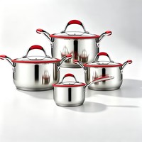 Ensemble de casseroles en acier inoxydable écologiques modernes, avec accents rouges, couvercle en verre, sans revêtement, passe au lave-vaisselle, pour la cuisine à domicile