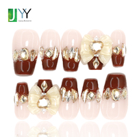 Ongles à presser en gel acrylique 3D faits main de luxe, faux ongles rouges français 3D faits à la main, vente en gros, mode diamant, lot de 10 pièces pour fille