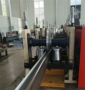 Aluminium Steel Roller <b>Shutter</b> Machine With PU Foam Roller <b>Shutter</b> Door Making Machine Fire Door Manufacturing Equipment - Product Image 6