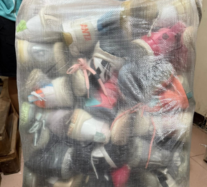 รองเท้ากีฬามือสองขายส่งยกกระสอบจากจีน ห้าแบรนด์ รองเท้าบาสเก็ตบอลมือสองคุณภาพพรีเมียม รองเท้าผู้ชายแบบแข็งแรงทนทาน - Product Image 4