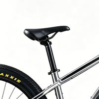 Vélo de montagne VTT Hardtail en aluminium noir avec frein à disque, selle confortable, pédales ordinaires, 8 vitesses