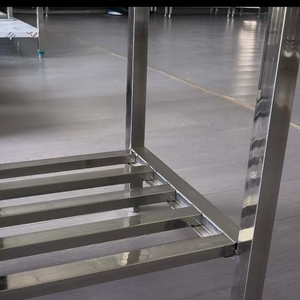 Banco de Trabajo Plegable de Acero Inoxidable VCT Modelo 201 de 0.8 mm, Capacidad de 300 kg, para Uso en Panaderías y Restaurantes - Product Image 6