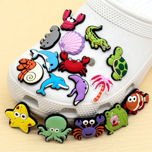 Dijes de PVC 2D Personalizados de Criaturas Marinas, Lindos Dijes de Pulpo, Delfín y Tortuga <span class=keywords><strong>para</strong></span> Niños y Adultos, Decoraciones <span class=keywords><strong>para</strong></span> Fiestas en la Playa - Product Image 2
