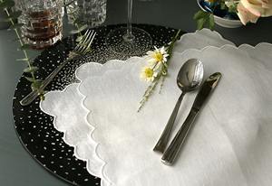 Serviette en lin pur Whisper |   Serviettes de table en lin 100% naturel réutilisables écologiques pour la salle à manger, les restaurants, les hôtels et l'usage domestique - Product Image 2