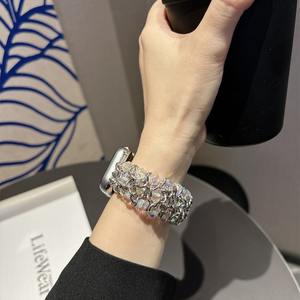 <span class=keywords><strong>Bracelet</strong></span> de montre YUSSLAB Sensitivity Diamond Chain 22mm à <span class=keywords><strong>boucle</strong></span> <span class=keywords><strong>unique</strong></span>, perles argentées et blanches - Product Image 5