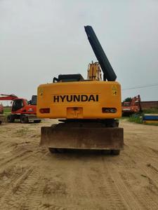 Excavadora de cadenas Hyundai original 90% nueva de 21 toneladas 210w-9s usada con motor, bomba y caja de cambios - Alta eficiencia - Product Image 4