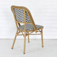 Chaise de bistrot française d'extérieur Uplion en aluminium, aspect bambou, rotin PE, empilable, pour café en plein air
