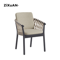 Meubles de jardin pour hôtel, patio, villa, restaurant, chaises de bistrot, tables de terrasse de luxe, ensemble de table et chaises en rotin moderne pour l'extérieur