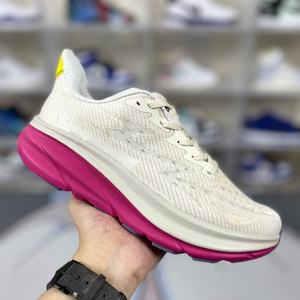 Chaussures de luxe de créateur Hokas ONE Clifton 9, chaussures décontractées, respirantes, en mesh, à lacets, légères, amortissantes, imperméables, pour la marche - Product Image 6