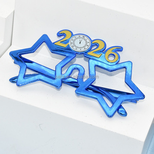 L'arredamento della festa <span class=keywords><strong>di</strong></span> buon anno <span class=keywords><strong>di</strong></span> 2026 fornisce oggetti <span class=keywords><strong>di</strong></span> scena per occhiali da sole a forma <span class=keywords><strong>di</strong></span> stella argento oro nero - Product Image 6