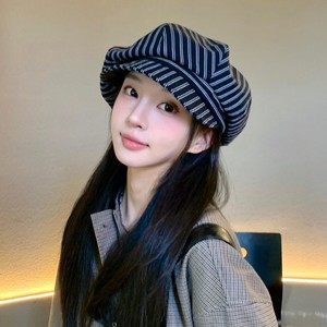 Gorra octogonal suave a rayas estilo retro japonés para mujer, sombrero de estilista transpirable que estiliza el rostro, ideal para primavera y otoño. - Product Image 1