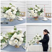 Boule de fleurs artificielles en soie bleue réaliste en gros, taille personnalisable pour la décoration de fond d'anniversaire de fille