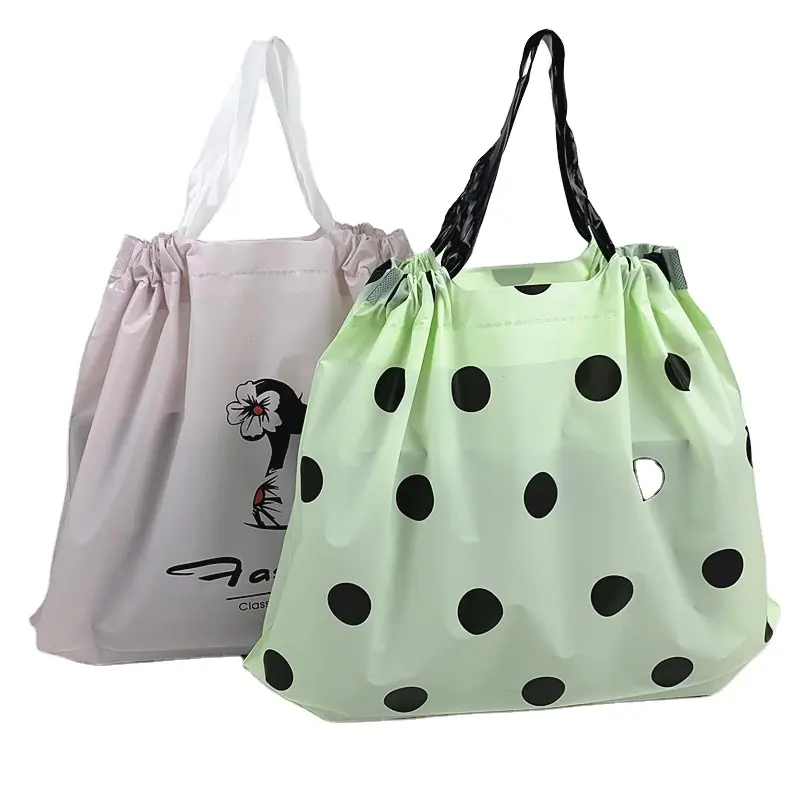 Vêtements quotidiens respectueux de l'environnement transparents grands petits sacs à provisions personnalisés en plastique Hello Kitty avec votre propre logo