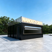 Kiosque alimentaire mobile sur conteneur de 20 pieds personnalisé avec terrasse sur le toit et escalier extérieur pour la vente de restauration rapide et de snacks