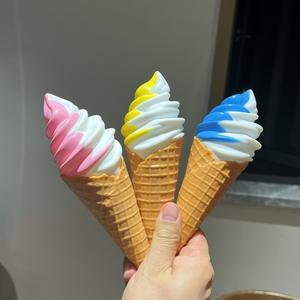 Modèle de cornet de glace double en plastique de 22 cm, imitation <span class=keywords><strong>gaufre</strong></span>, chocolat, <span class=keywords><strong>vanille</strong></span>, fausse nourriture, thème rétro, chariot de présentation - Product Image 3