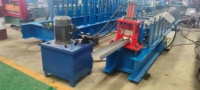 Machine de formage de rouleaux de tuiles pour pare-pluie mural