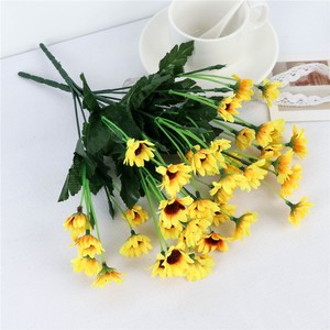 Bouquet de tournesols artificiels Wen Hope, fleurs en soie jaunes, décoration intérieure, ornement de bureau - Product Image 1