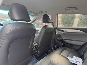 二手车几何<span class=keywords><strong>G6</strong></span> 2022款620乐享版新能源汽车紧凑型车左驾4门5座 - Product Image 4