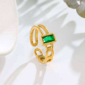 Bijou élégant et polyvalent en acier inoxydable plaqué or 18 carats avec zircon vert texturé, à bande ouverte, pour les rassemblements décontractés - Product Image 1