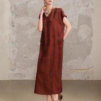 Nouvelle robe en brocart rouge de style chinois pour femmes, collection été 2026, nouvelle arrivée, parure de fête chinoise traditionnelle.
