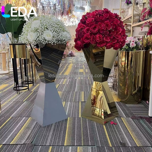 Vase en métal LEDA, décoration de table de mariage, centre de table, décoration de vase en métal pour la maison, décoration d'hôtel - Product Image 2