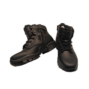 Bottes tactiques en cuir noir SFB64 723 avec double boucle et lacets pour hommes, pour toutes les saisons, usage extérieur, construction durable - Product Image 1