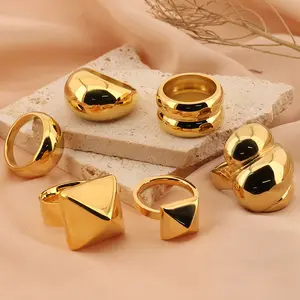 Franse Stijl Ins Stijl Mode Trend Gouden Boog Top Grote Glans Geometrie Mannen En Vrouwen 18K Echt Goud Titanium Stalen Ring