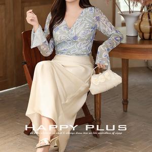 Runqi Blusa de Gasa Floral para Mujer, Talla Grande, Manga Larga, Cuello en V, Estampado Abstracto, Detalle de Lazo Cruzado Delantero N8966 - Product Image 3