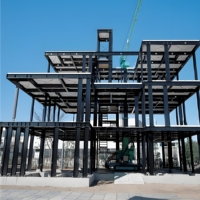 Edificios de apartamentos residenciales de estructura de acero de varios pisos prefabricados de gran altura de fácil instalación con diseño moderno