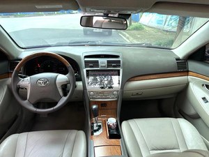 Sedán Clásico Usado: Toyota <span class=keywords><strong>Camry</strong></span> <span class=keywords><strong>2010</strong></span>, 2.4L, Versión de Lujo 240G, Confiabilidad Comprobada, Comodidad Espaciosa, <span class=keywords><strong>Precio</strong></span> de Ganga - Product Image 5