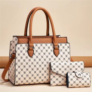 Set di <span class=keywords><strong>Borse</strong></span> Eleganti e di <span class=keywords><strong>Lusso</strong></span> per Donne, 3 Pezzi con Motivi Stampati, Vendita Calda - Product Image 5